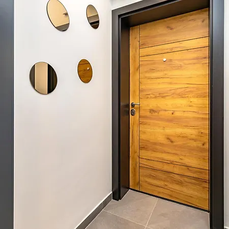 Happy People 1-bd - White By Flat Mаnager Апартаменты *